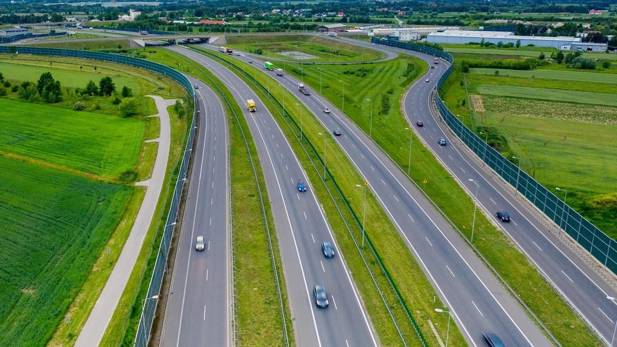 Budowa obwodnicy Tomaszowa Lubelskiego zakończona. To element europejskiego korytarza transportowego 