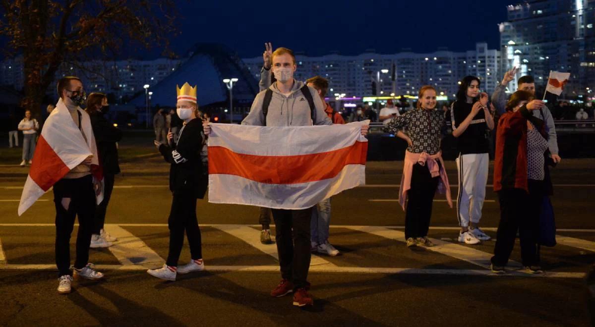 "Unia Europejska jest totalnie sparaliżowana". Kuczyński o reakcjach Brukseli na białoruski kryzys