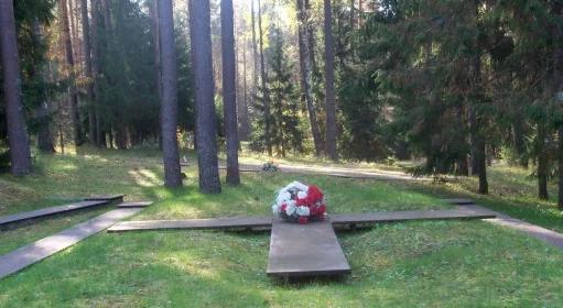 "Moskwa chce raz na zawsze zamknąć sprawę Katynia"