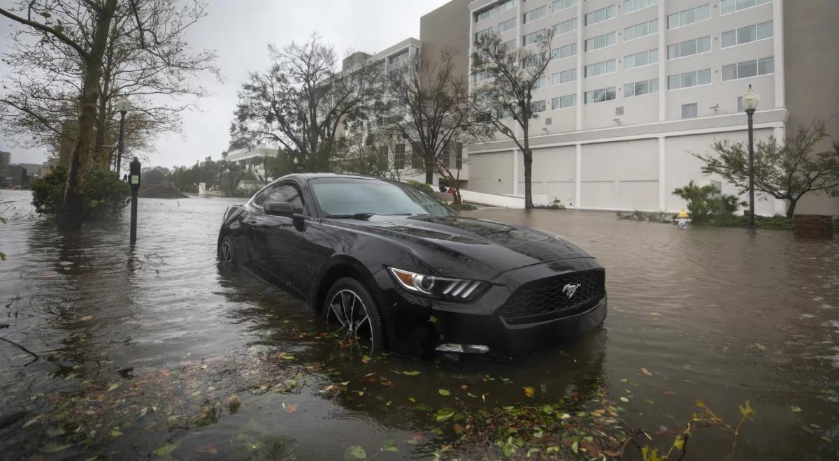 Huragan Florence uderzył we wschodnie wybrzeże USA. Są ofiary śmiertelne