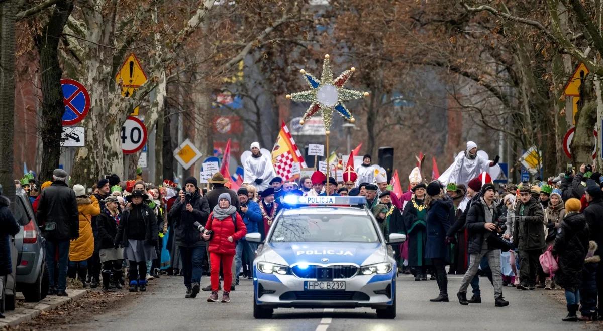 "W jasełkach leży!". Orszaki trzech króli przejdą 6 stycznia ulicami 800 miast