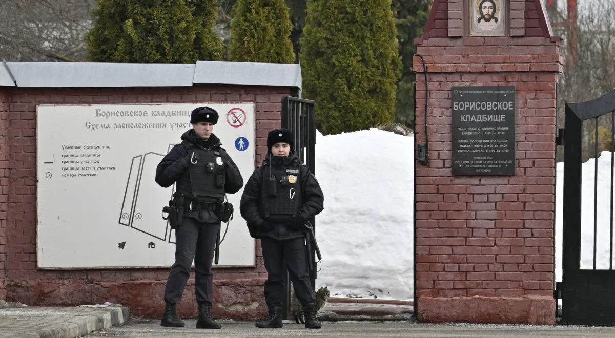 Pogrzeb Nawalnego. Cmentarz Borisowski pilnowany przez policję. Bez dokumentów nie można wejść na jego teren