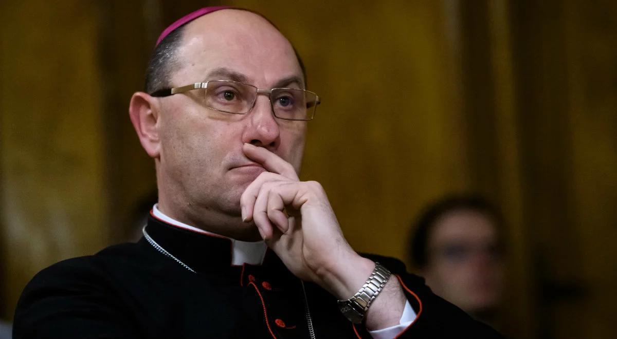 Prymas Polski dla Polskiego Radia: módlmy się za chorych na koronawirusa