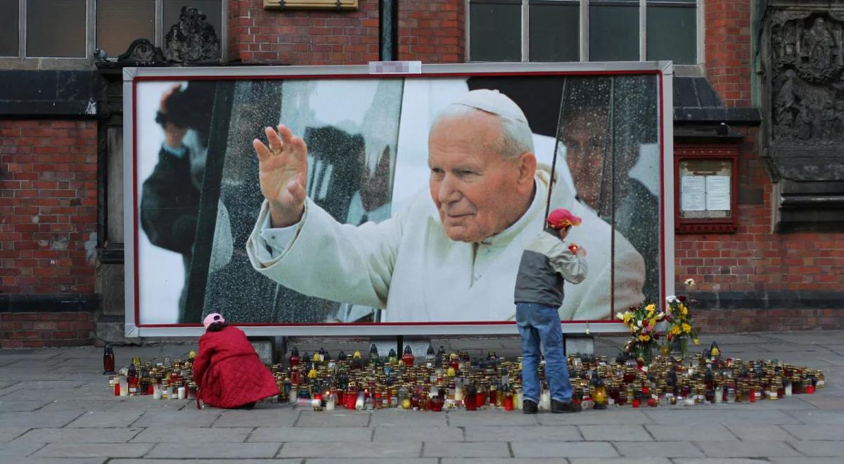 Obraz Jana Pawła II w mediach