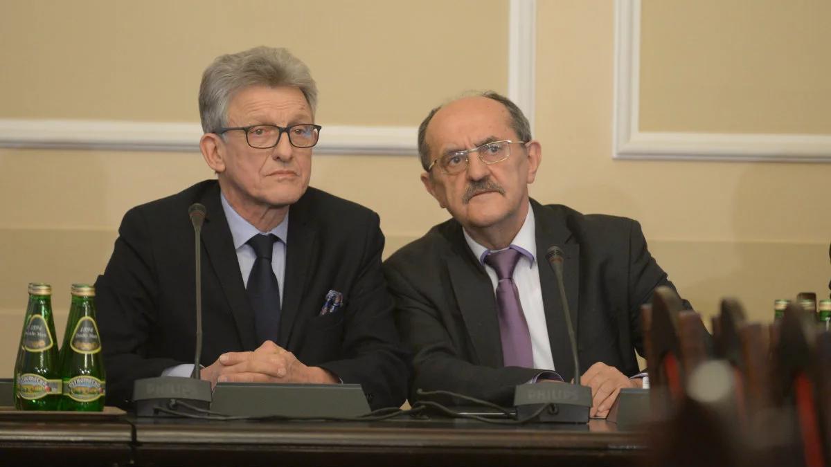 Komisja sprawiedliwości zatwierdziła listę kandydatów do KRS. Propozycje dwóch klubów