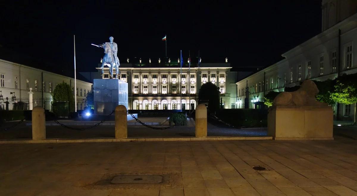 "Godzina dla Ziemi" w Pałacu Prezydenckim. "Wyraz troski o środowisko naturalne"