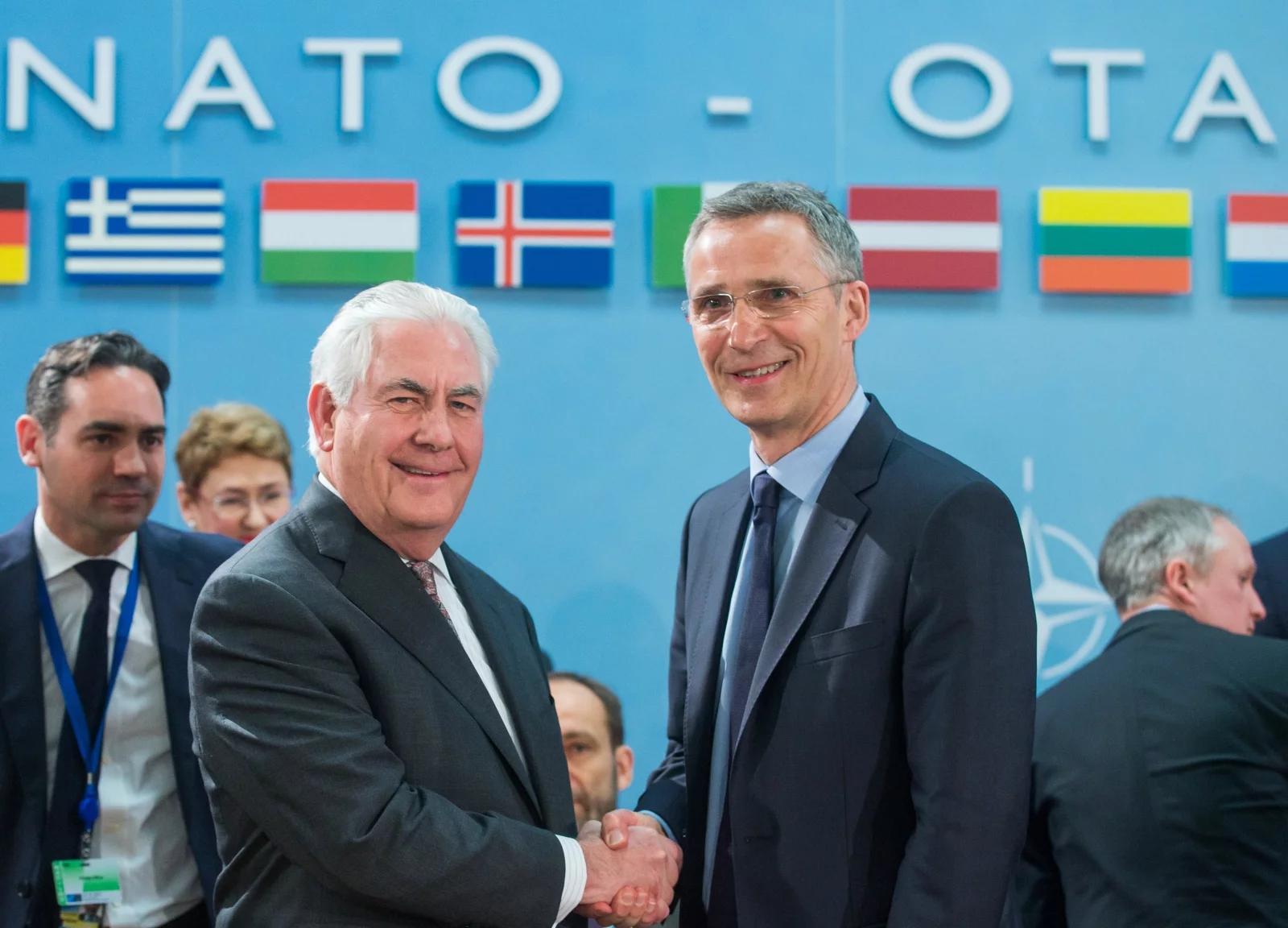 Narada szefów dyplomacji NATO w Brukseli
