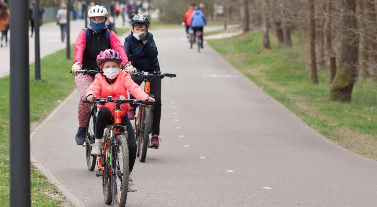 Niebawem weekend majowy. Czy na ten czas możliwe jest poluzowanie obostrzeń?