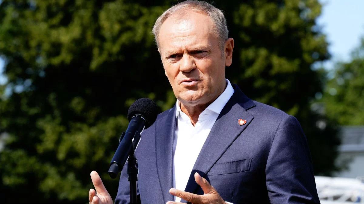 Duży spadek inflacji w lipcu. Tusk: trzeba było pogonić PiS