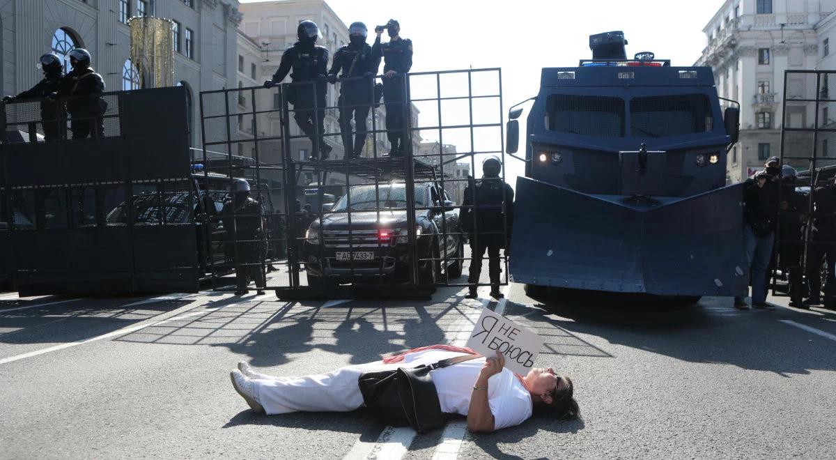 Kolejny dzień protestów na Białorusi. OMON rozpędził demonstrację studentów