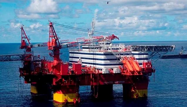 Dramat na Morzu Norweskim. Ewakuacja platformy Statoil