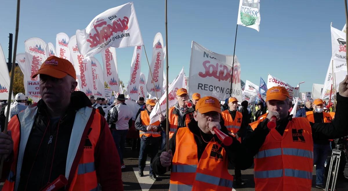 "Teraz piłka leży po stronie rządu". Polacy po proteście ws. kopalni Turów