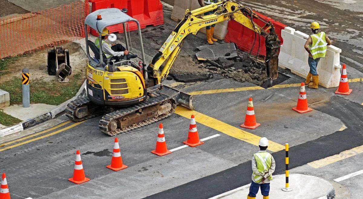 Rząd chce przeznaczyć 3 mld zł dla samorządów. Wiceminister infrastruktury wyjaśnia, jakie inwestycje będą wspierane