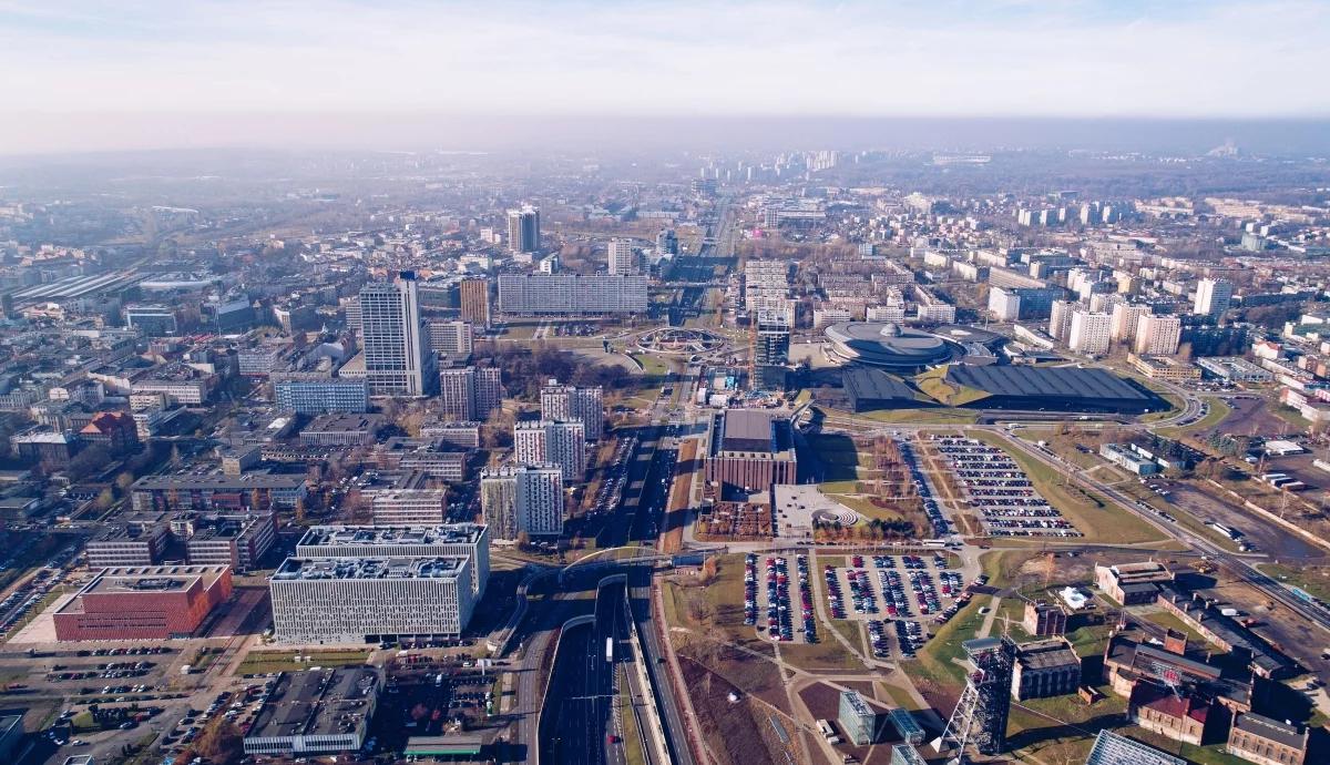 Katowice: decyzją wojewody pl. Szewczyka zmieni nazwę na Marii i Lecha Kaczyńskich