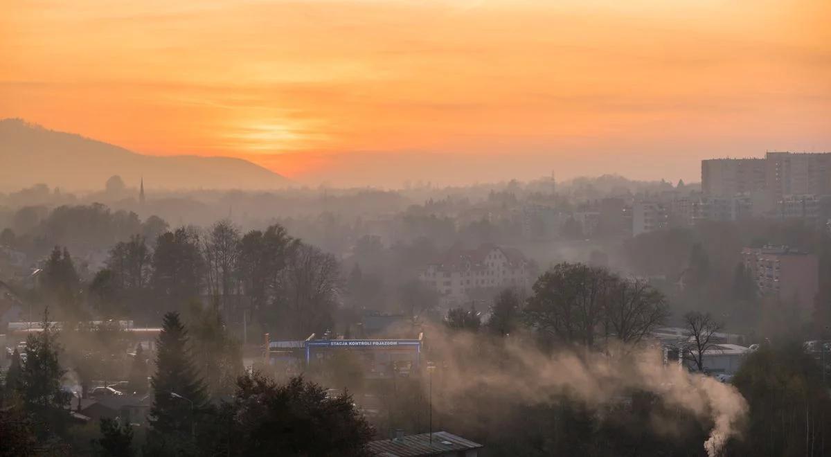 Saharyjski pył ponownie nad Polską. Może być groźny dla astmatyków