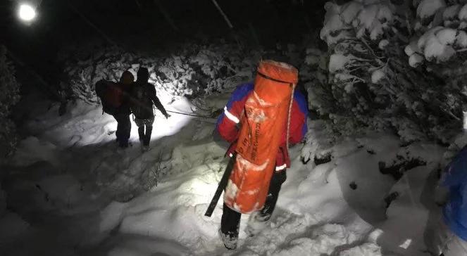 Tragiczny wypadek w Beskidach. Nie żyje 34-letni narciarz