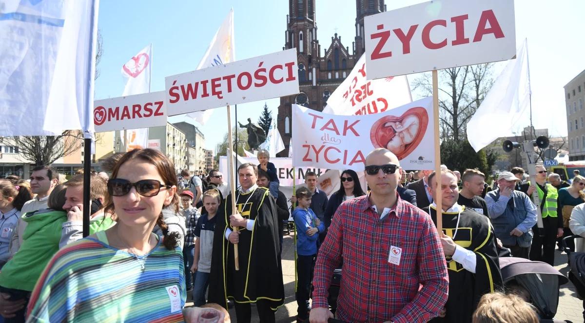 12. Marsz Świętości Życia w Warszawie pod hasłem "Tak dla Życia"