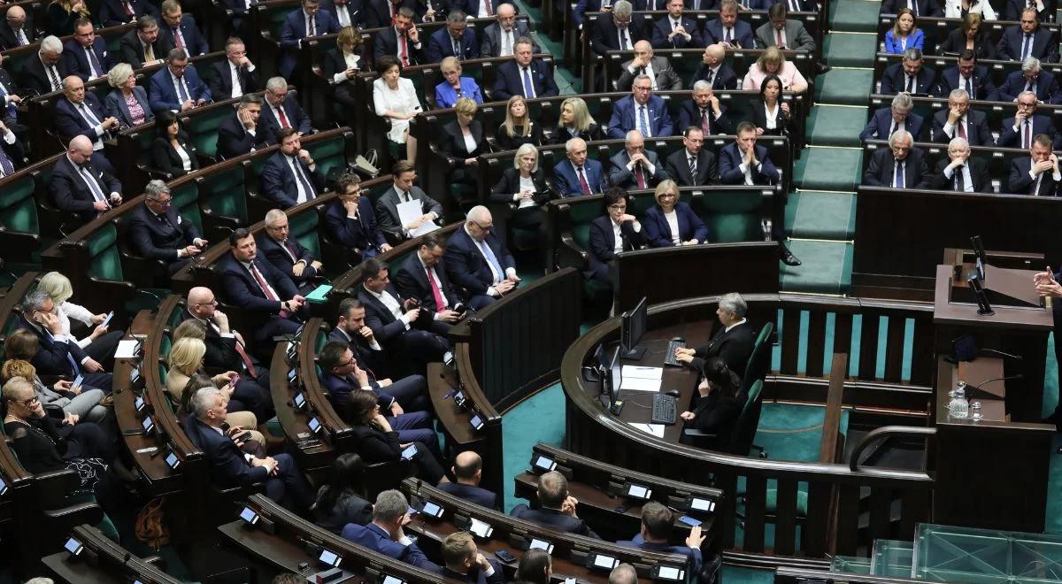 Drugi dzień posiedzenia Sejmu. Dziś ważne głosowania [TRANSMISJA]
