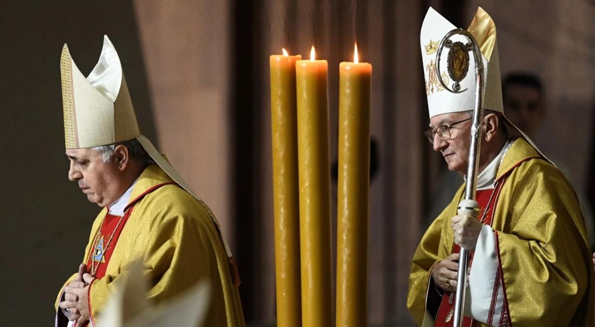 Kardynał Parolin otrzymał kopię Świecy Niepodległości dla papieża