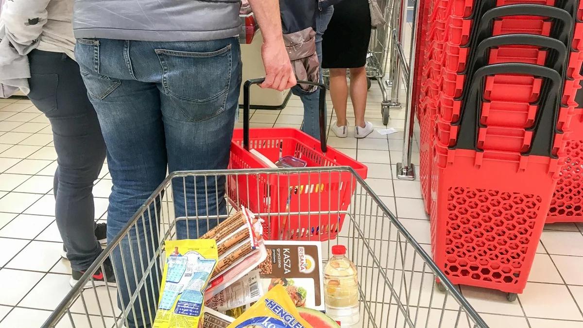 Gdzie najtaniej zrobić zakupy? Podpowie to nowa aplikacja