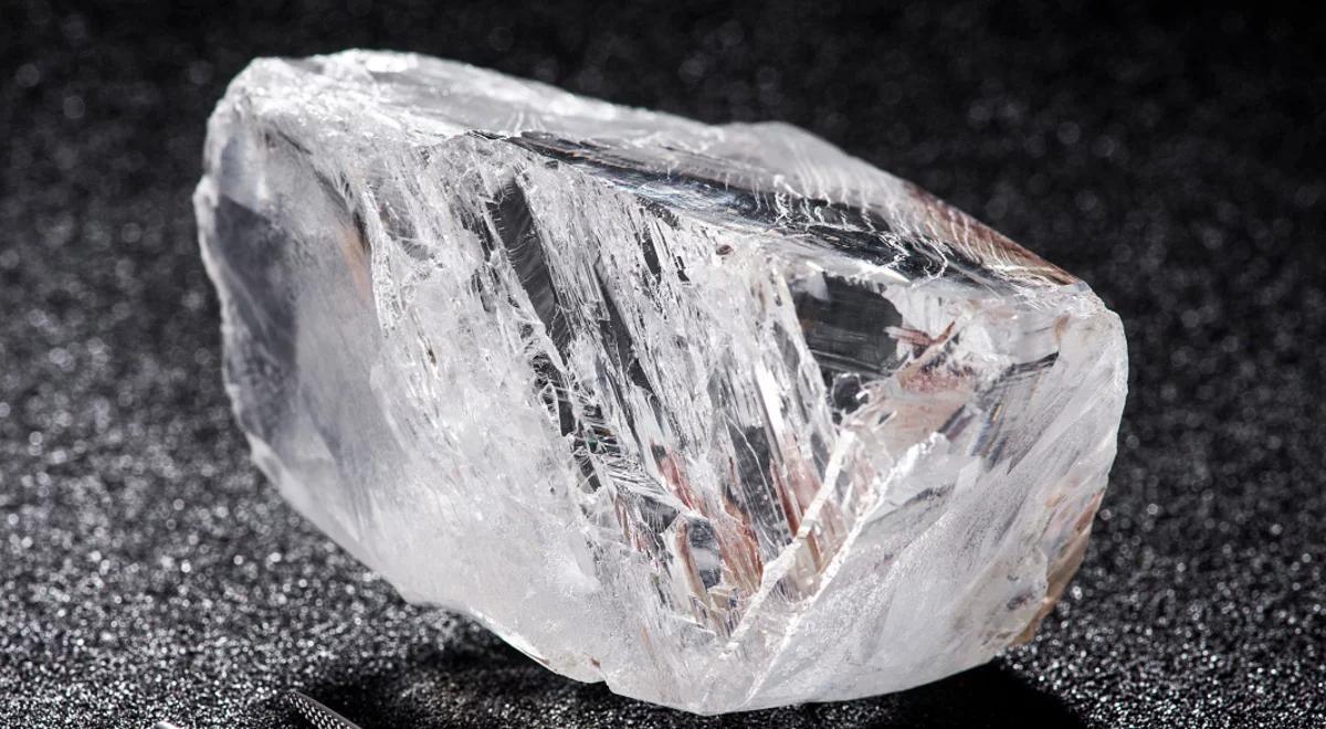 Rekordowa cena 63 mln dolarów za nieobrobiony diament