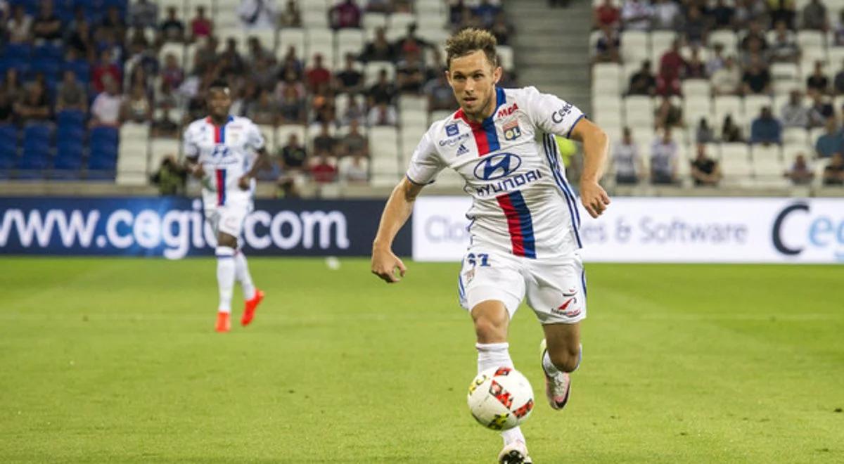 Ligue 1: Maciej Rybus oglądał z ławki, jak bramkarz został trafiony petardą. AS Monaco liderem