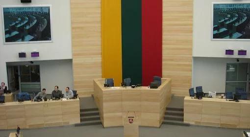 Polscy posłowie jadą na Litwę rozmawiać o "rozczarowującej" ustawie o oświacie
