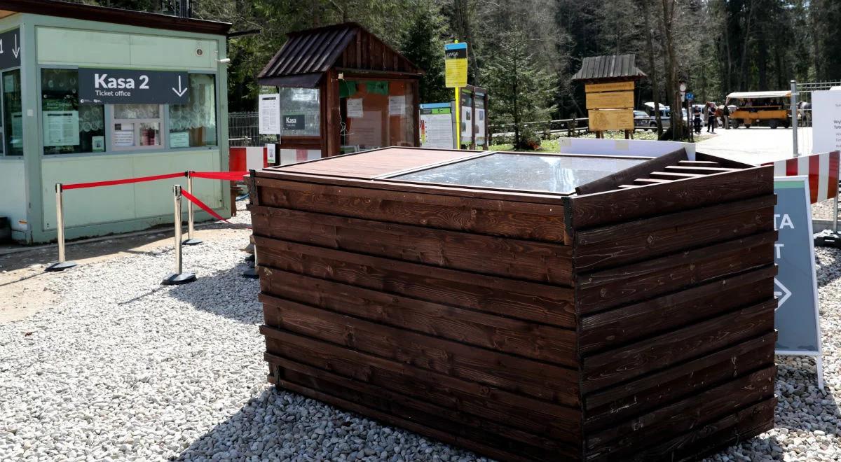 Tatry: spłoszone konie na drodze do Morskiego Oka. Ucierpiało dwoje turystów