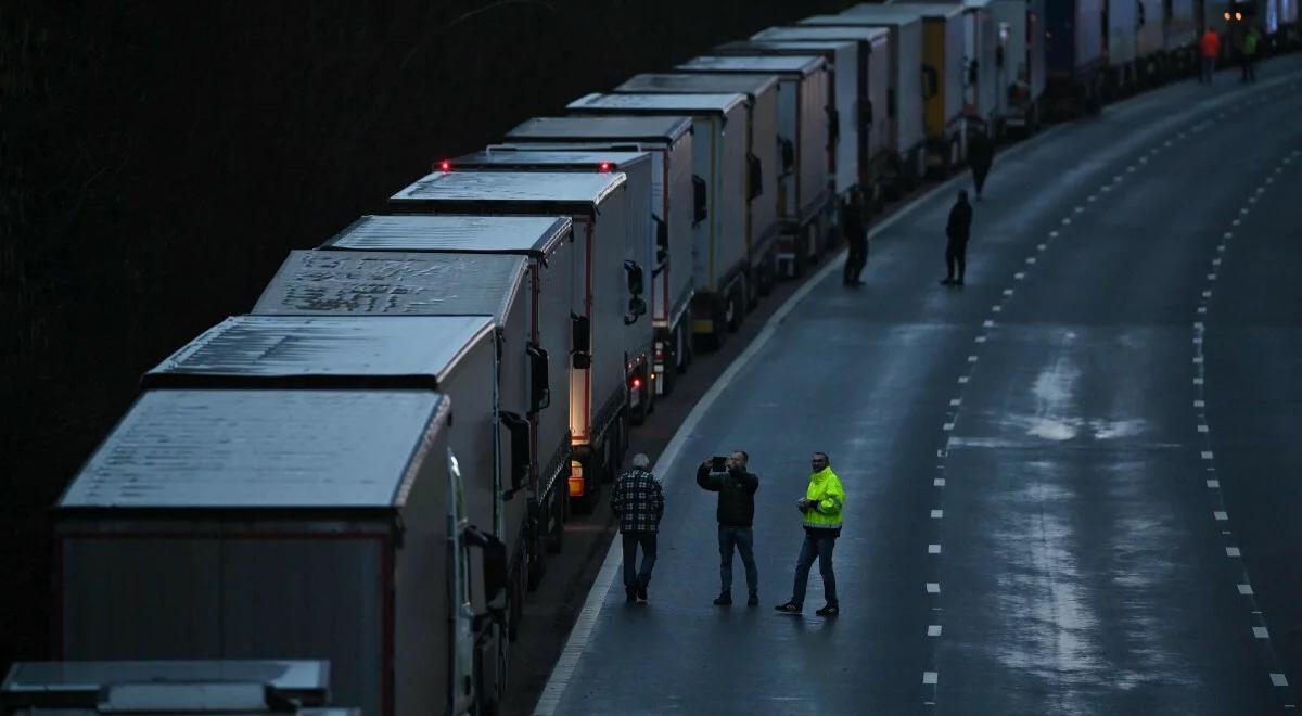 "Część z nas nie dotrze do domu na święta". Polski kierowca o sytuacji na granicy