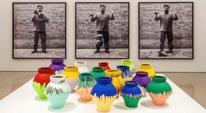 Specjalnie rozbił należącą do muzeum wazę wartą milion dolarów