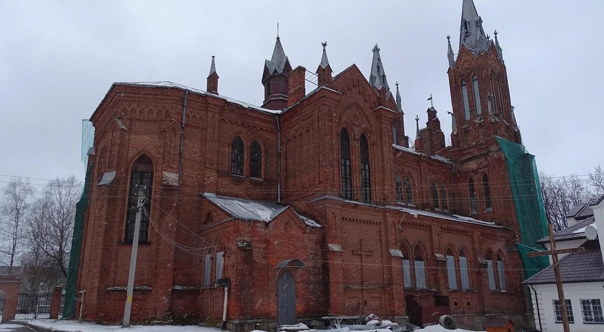 Smoleńsk: nie widać końca walki o zwrot kościoła