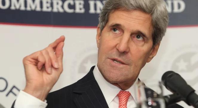 Dużo obietnic, mało konkretów. John Kerry w Polsce