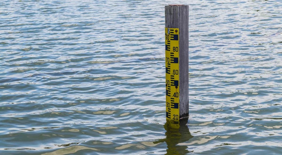 Wzrost poziomów wody na Zalewie Szczecińskim. IMGW wydał alert hydrologiczny