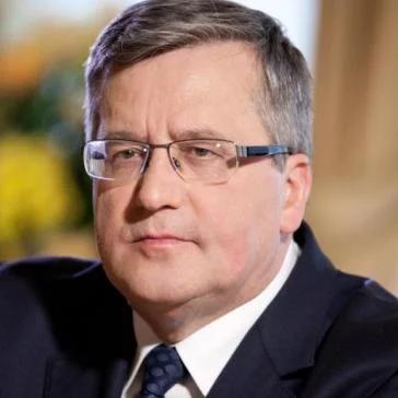 Prezydent Komorowski prezentuje nowy spot wyborczy i potępia "agresję polityczną"