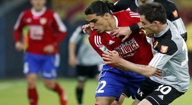 Ekstraklasa: Piast Gliwice - Korona Kielce. Faworyt potknął się w walce o puchary