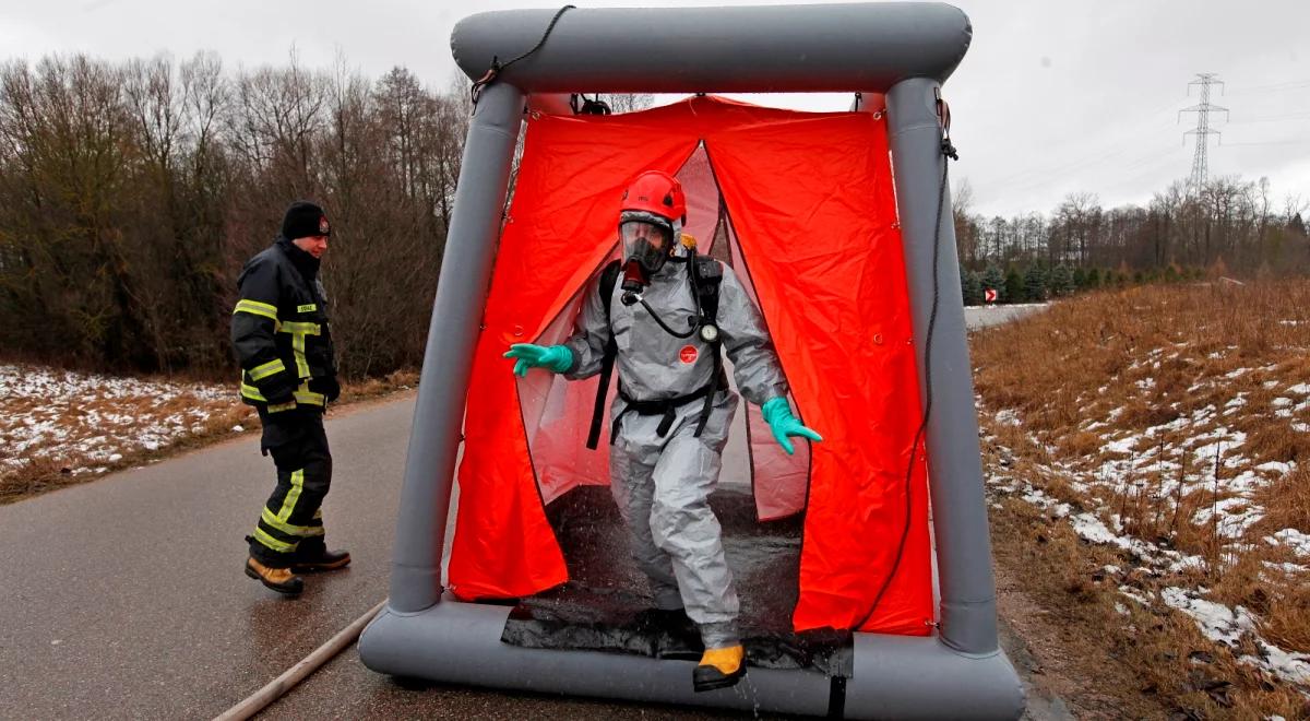 Straż: nie ma zagrożenia po wycieku chemikaliów pod Suwałkami