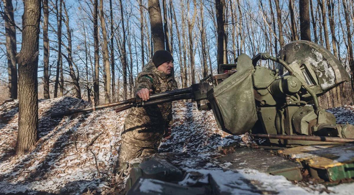 Zachód wysyła coraz więcej broni na Ukrainę. "NYT": pokonywane są kolejne bariery