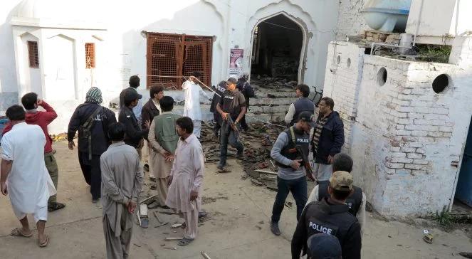 Pakistan: 56 zabitych w zamachu na meczet szyicki