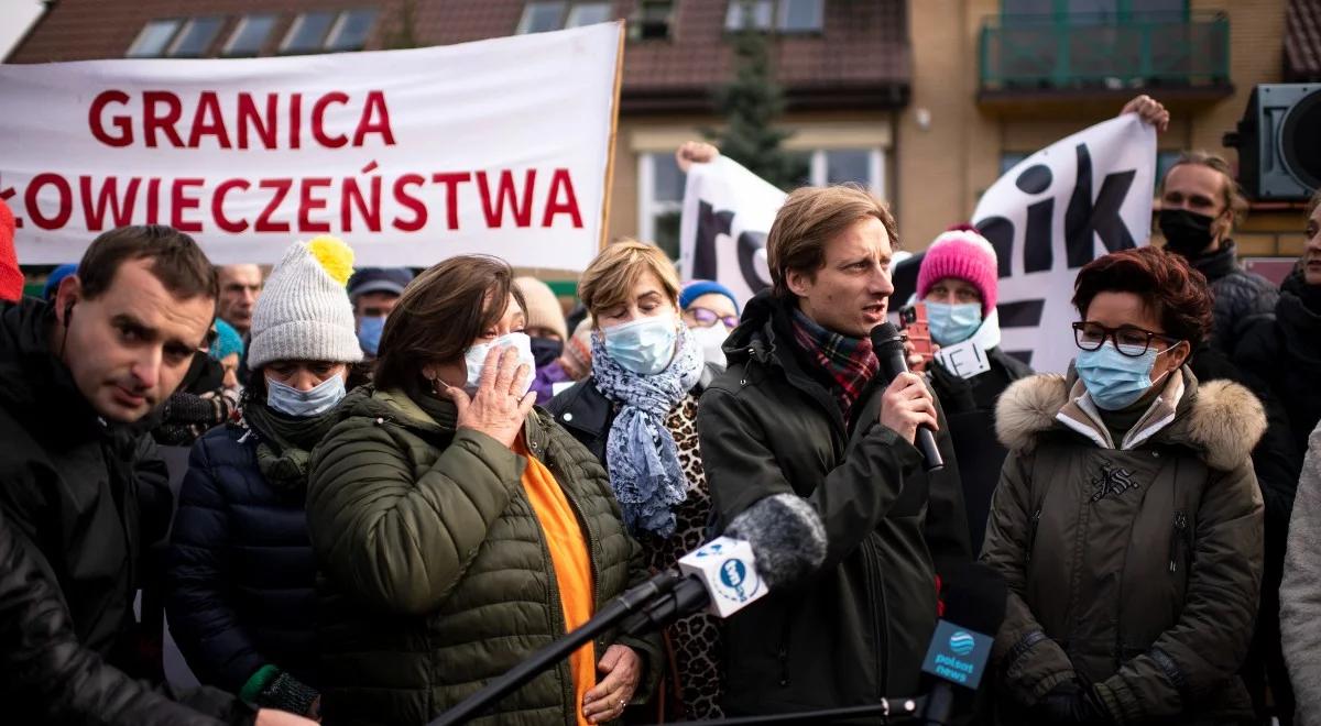 Byłe pierwsze damy pod placówką Straży Granicznej. Bogna Janke: obecna pani prezydentowa nie zastała zaproszona
