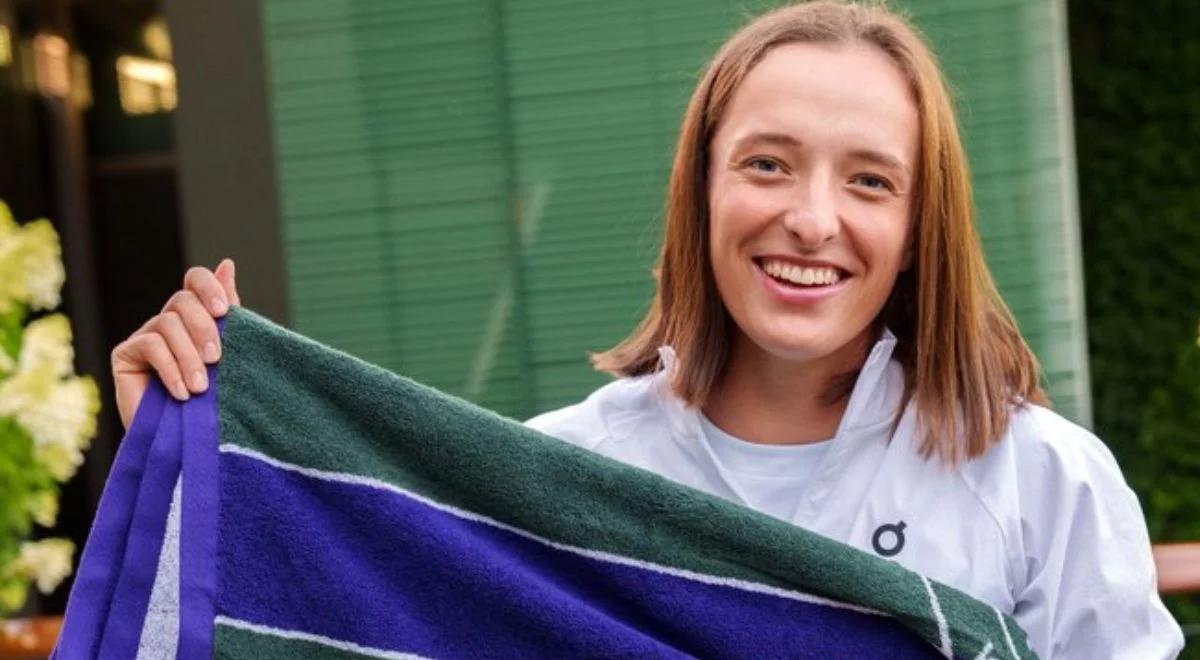 Co tam czek na miliony. Ręcznik najcenniejszym łupem Świątek na Wimbledonie