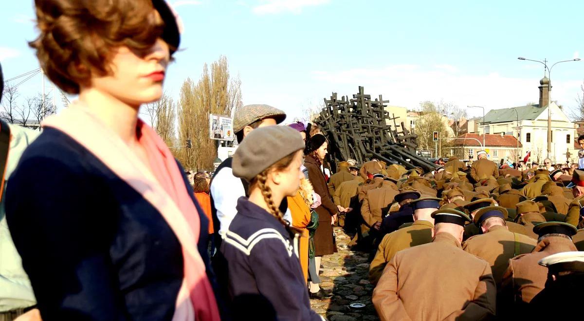XII Katyński Marsz Cieni w Warszawie. Ku pamięci ofiar sowieckich zbrodni