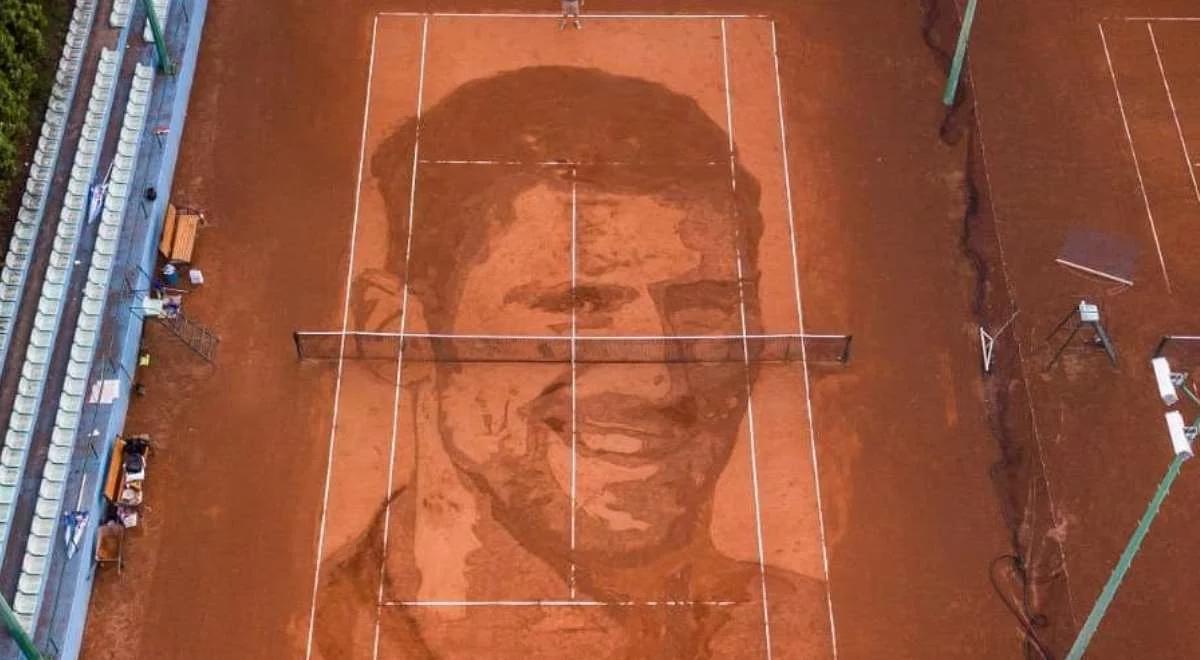 Pierwszy tak wielki Novak Djoković. Artysta wspiera i docenienia lidera rankingu