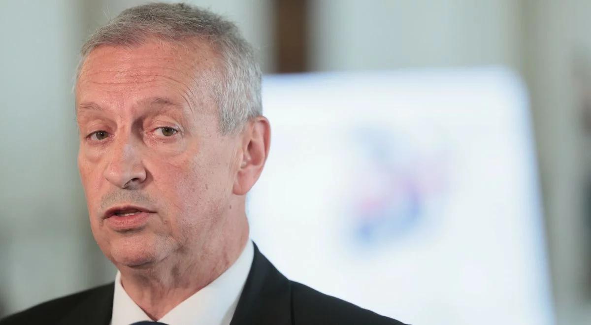 Atak dezinformacji na Polskę. Dobrzyński: nie wierzmy w te bzdury