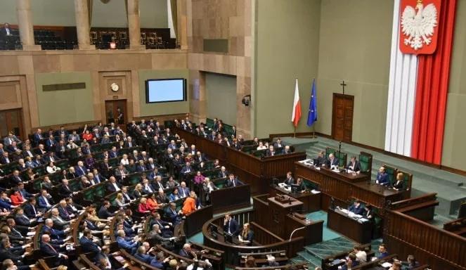 Sejm zajmie się projektem "Mama 4 plus" o tzw. matczynych emeryturach