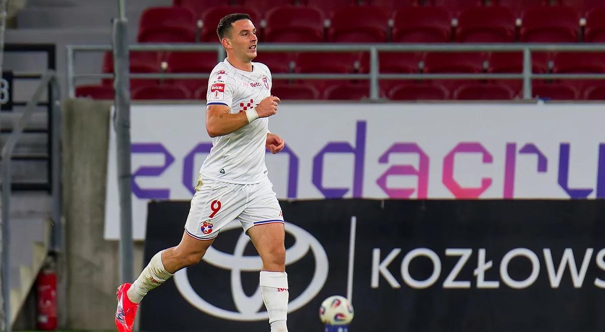 Puszcza - Wisła Kraków. "Biała Gwiazda" idzie po awans! Pzewaga krakowian rośnie