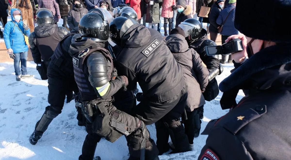 "Wyrażali swe naturalne prawa". USA krytykuje Rosję za zatrzymania manifestantów