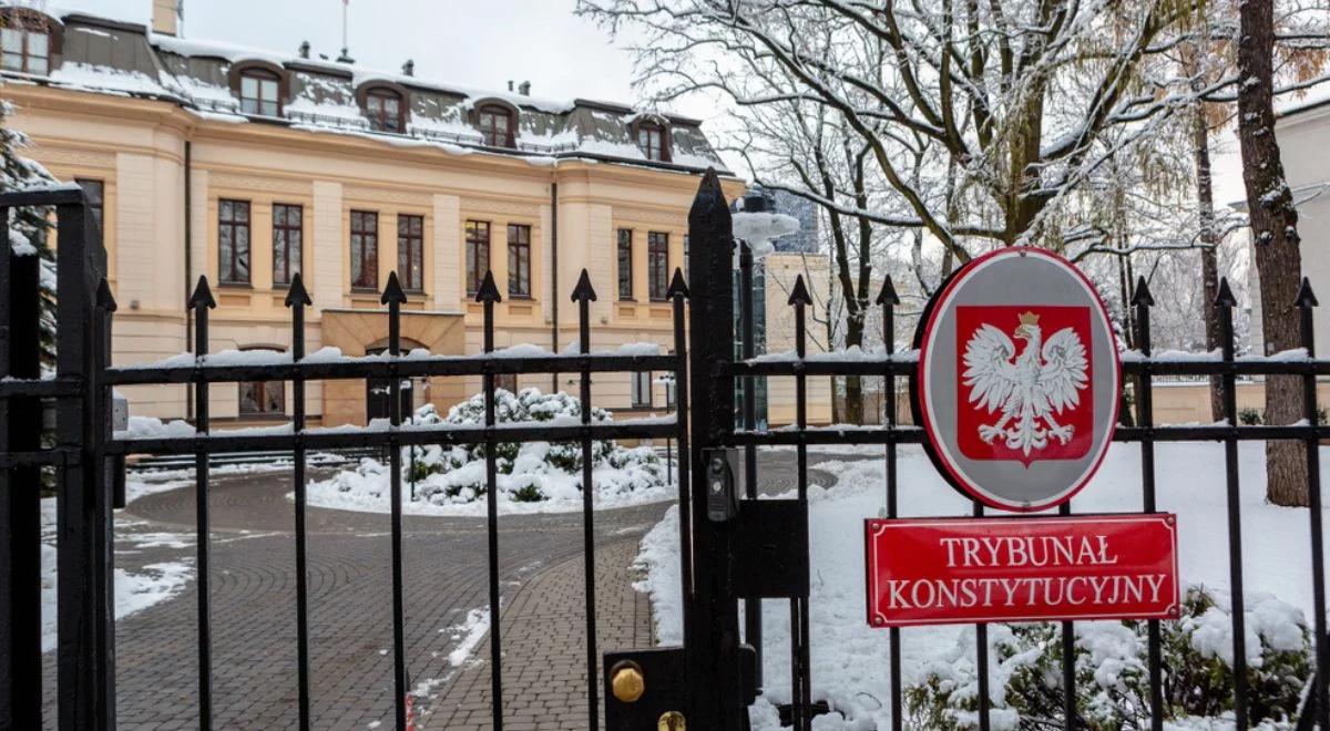 Kolizja z udziałem sędziego TK. Trybunał wydał komunikat, w którym prostuje informacje podawane w mediach