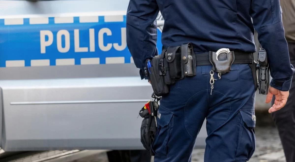Śmierć 27-latka w Inowrocławiu. Sąd aresztował na trzy miesiące dwóch policjantów