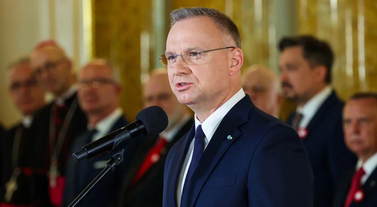 Andrzej Duda pośmiertnie odznaczył ofiarę zabójstwa na UW
