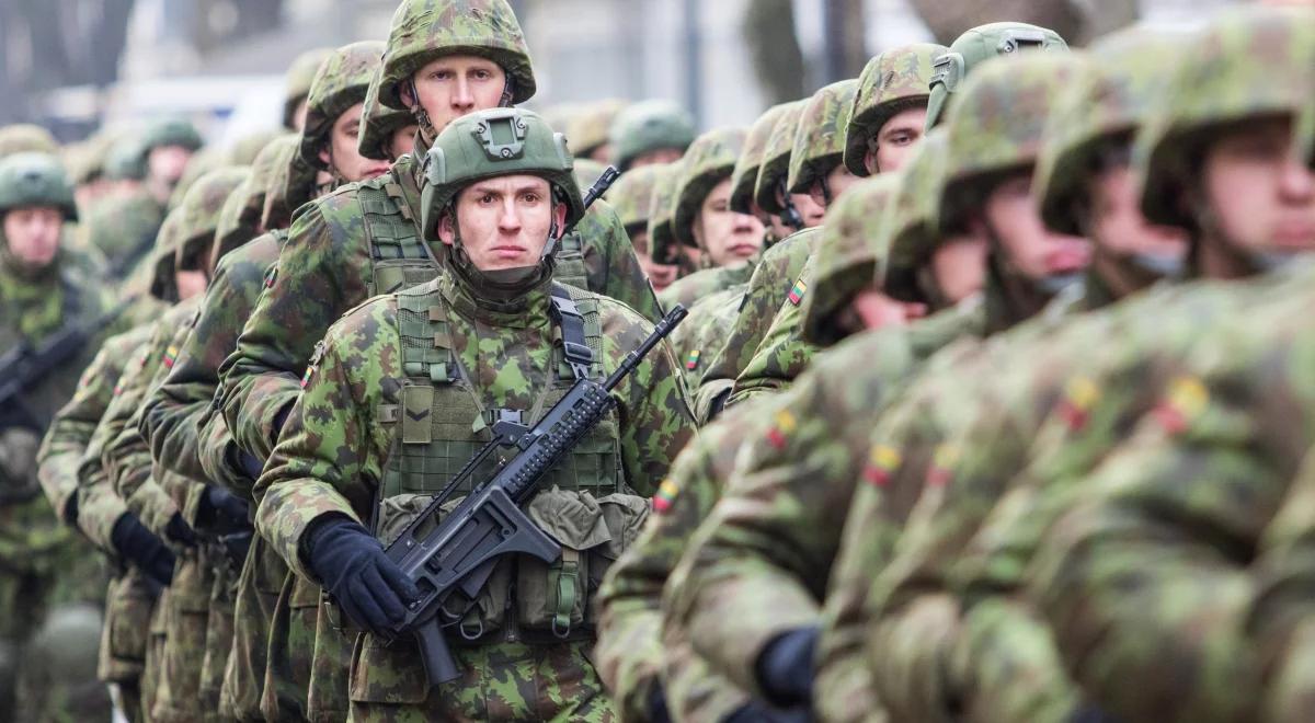 Żołnierze NATO biorą udział w manewrach wojskowych na Litwie